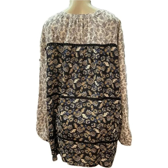 Woman Within +30/32 Gray Floral Mixed Print Button Lace Trim Long Sleeve Blouse - Picture 4 of 6